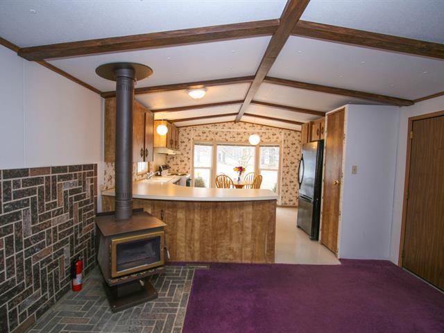104 E C St - Photo 7