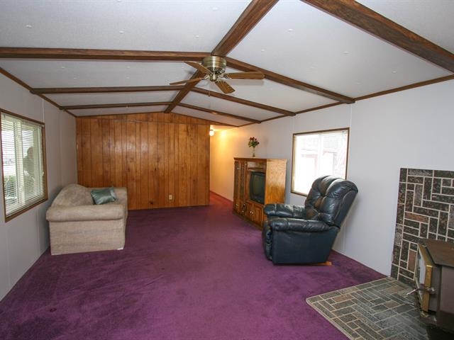 104 E C St - Photo 8