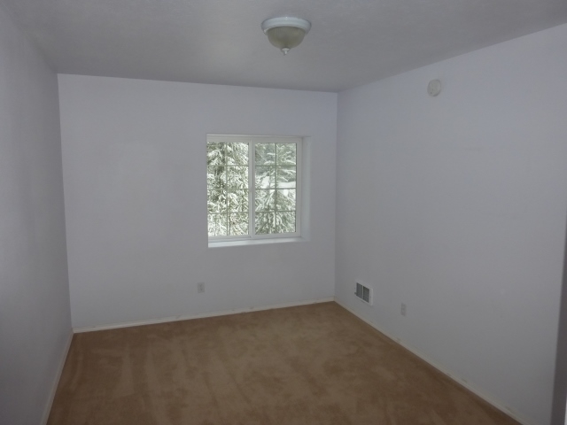 652 Diamond Dr - Photo 13