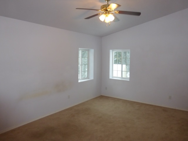 652 Diamond Dr - Photo 15