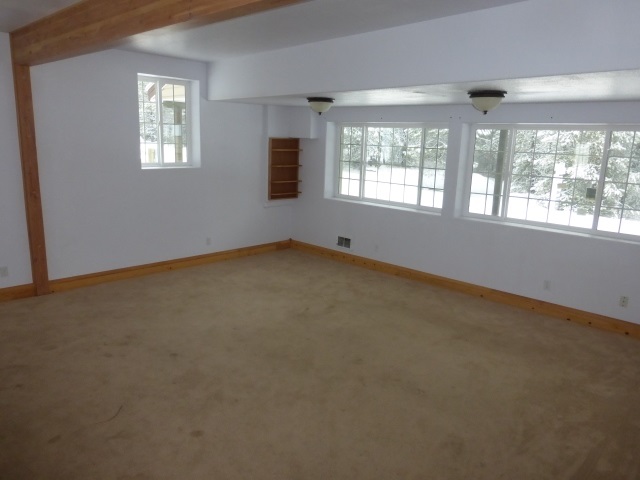 652 Diamond Dr - Photo 7