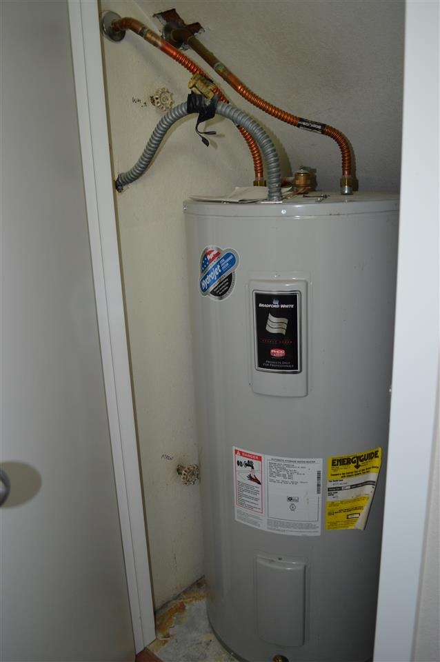 2107 N Houk Rd - Photo 10