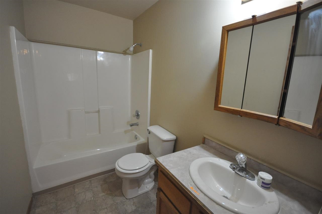 34915 N ELK-CHATTAROY Rd - Photo 7