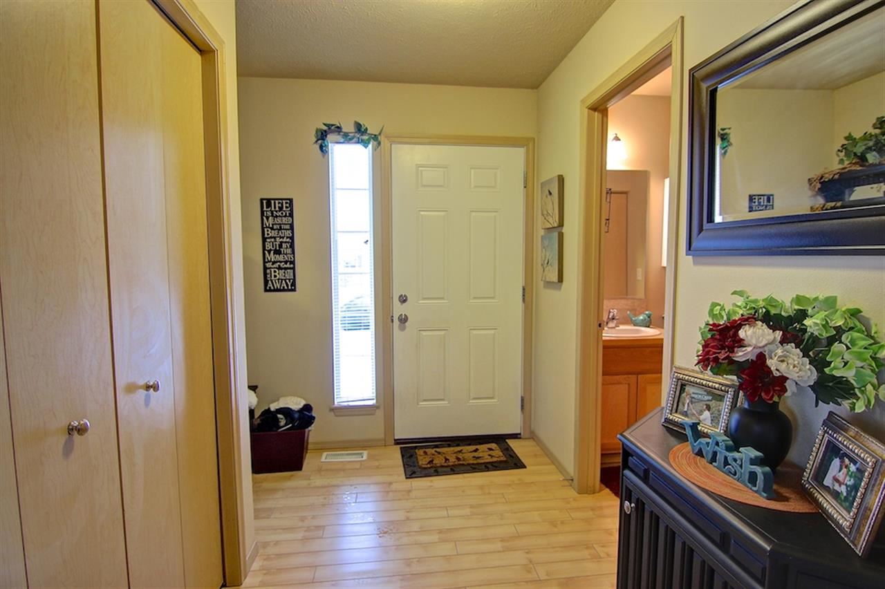 5113 N Howard St - Photo 2