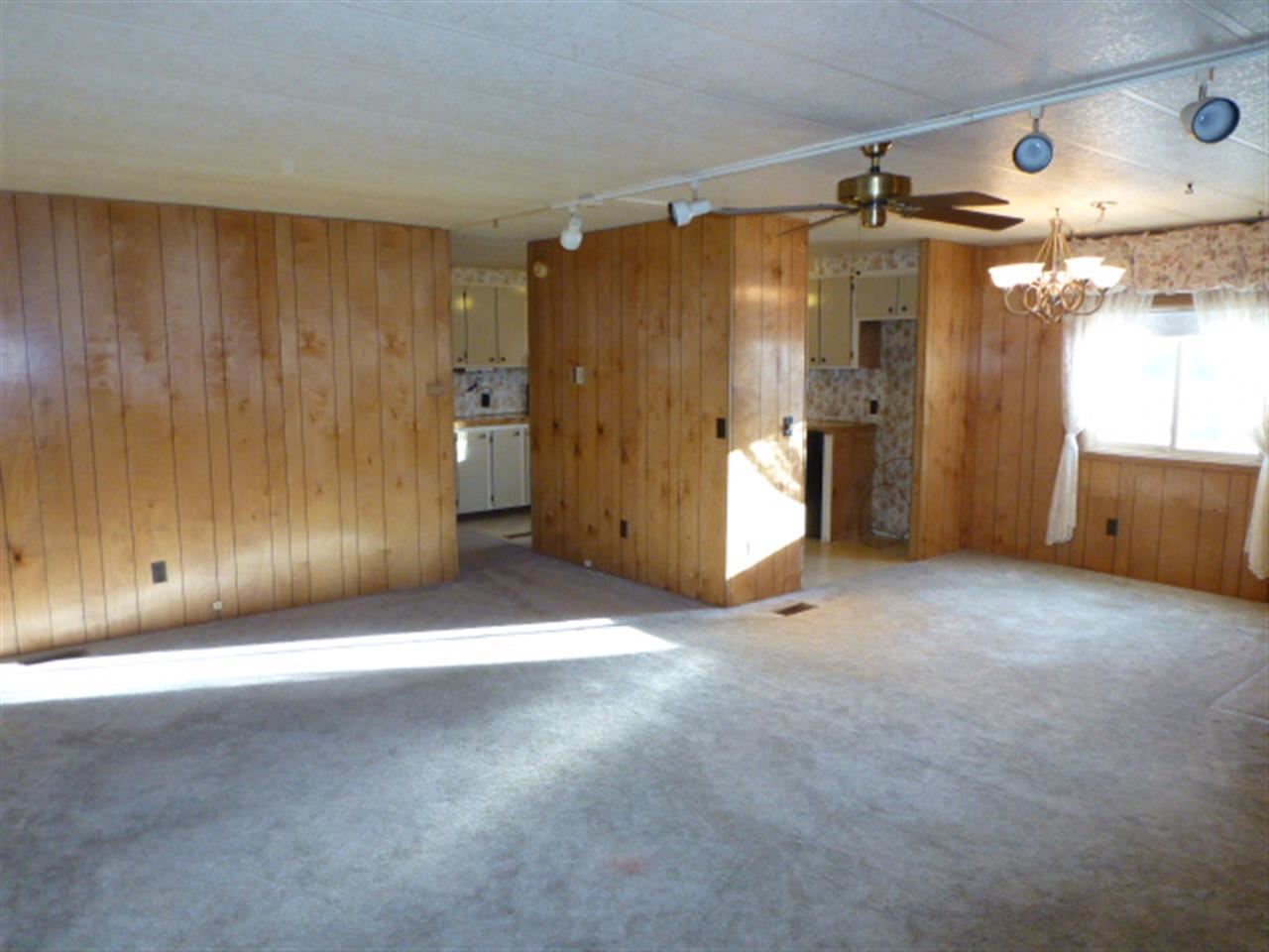 509 W Alder St - Photo 3