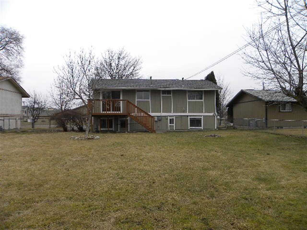 1809 N Raymond Rd - Photo 3