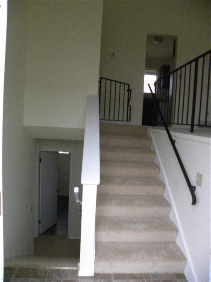 1809 N Raymond Rd - Photo 4