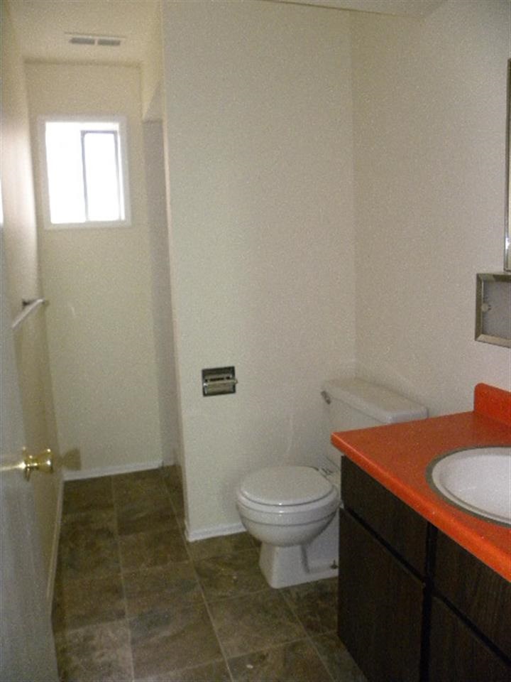 1809 N Raymond Rd - Photo 9