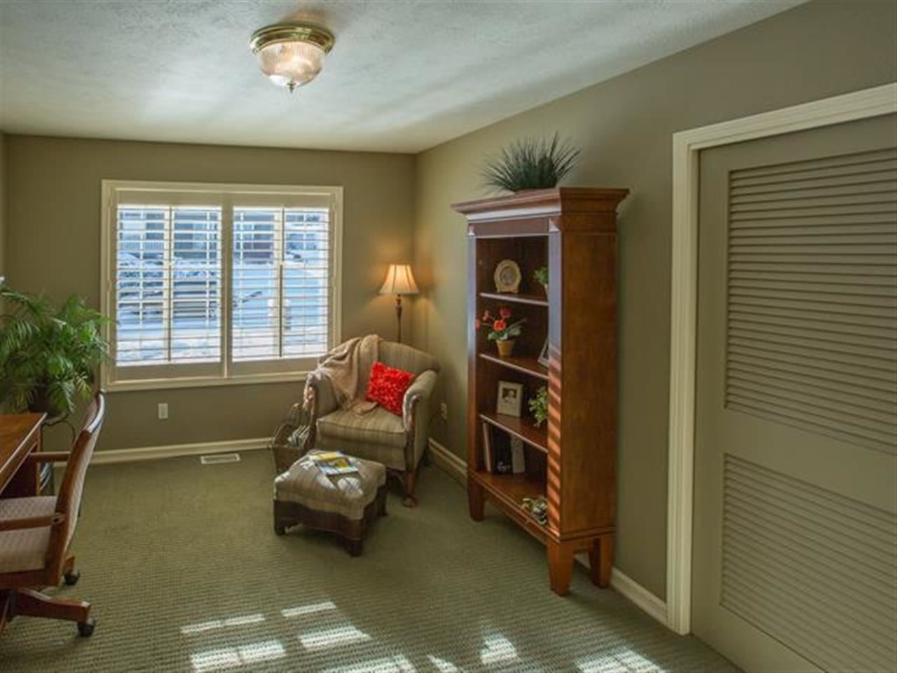 5029 E Glenngrae Ln - Photo 12