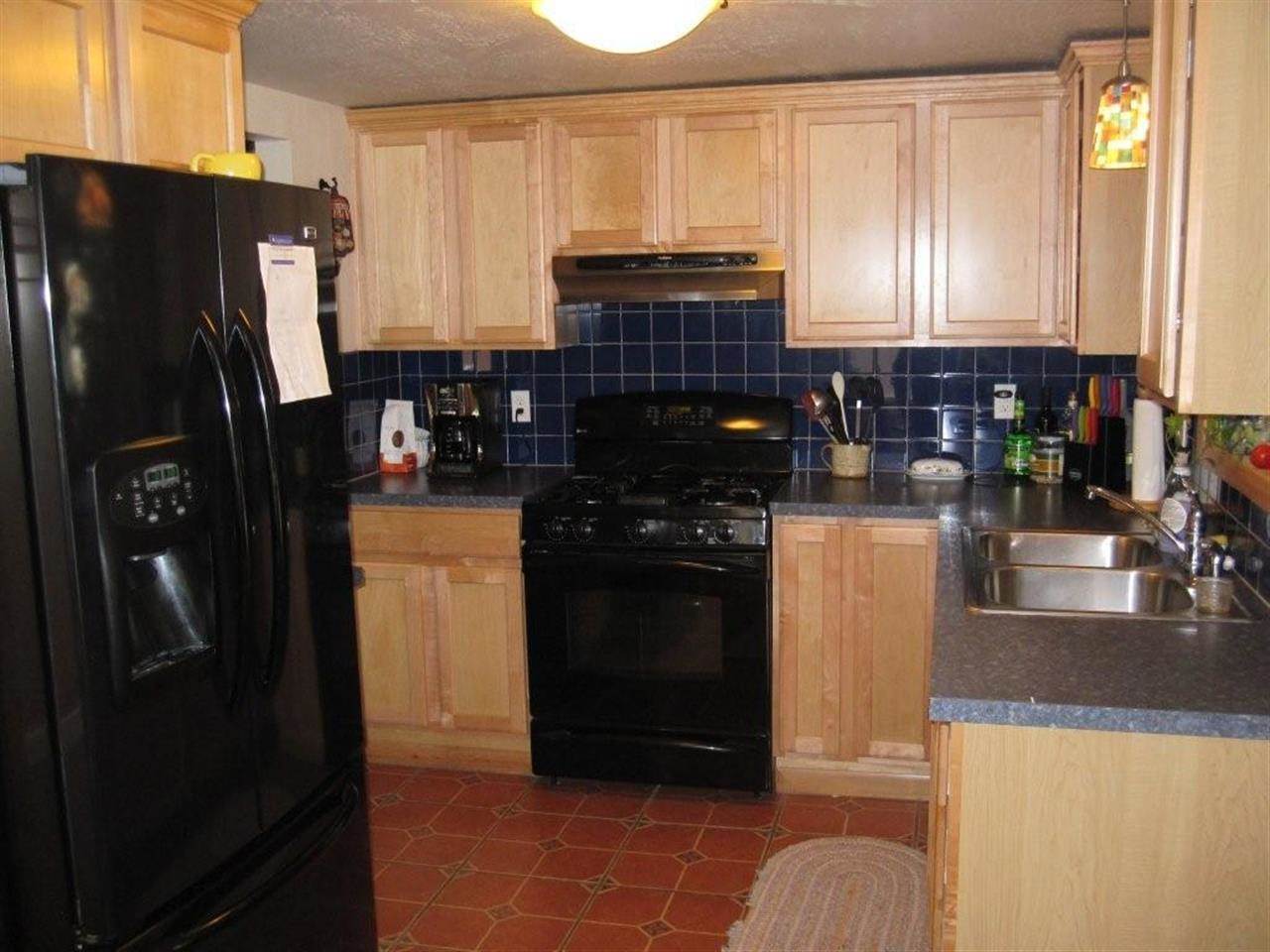 10505 E 14th Ave - Photo 4