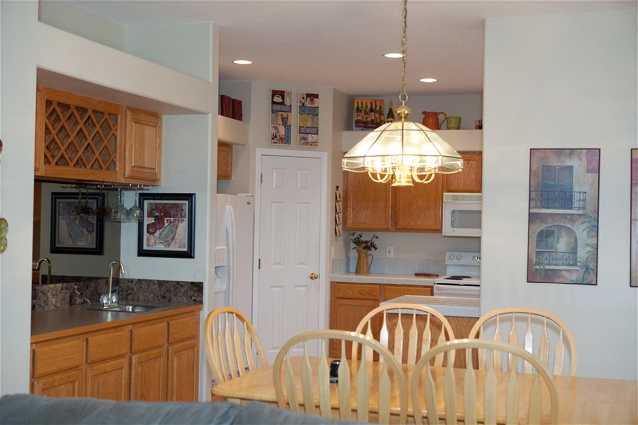 8614 E Parkside Ln - Photo 4