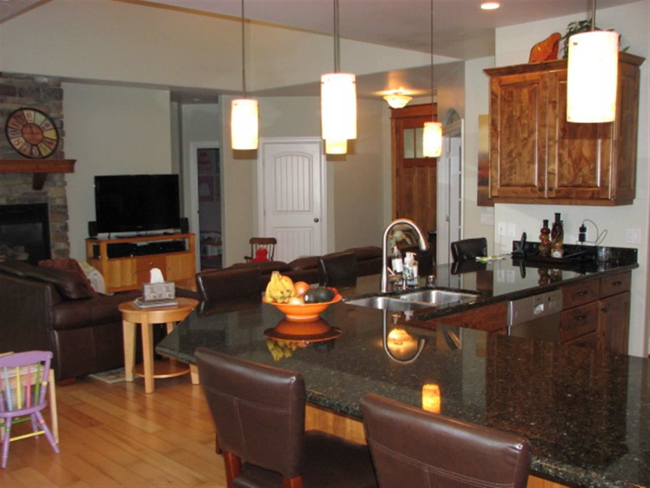 21625 E Meriwether Ln - Photo 4