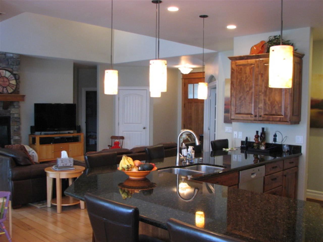 21625 E Meriwether Ln - Photo 9