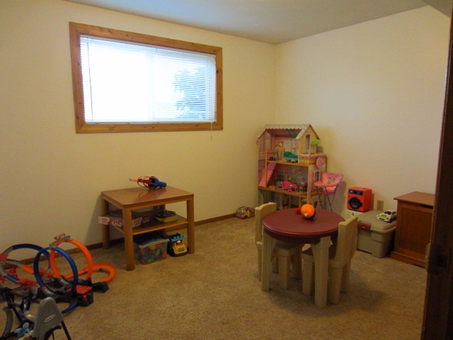 8311 E Liberty Ave - Photo 12