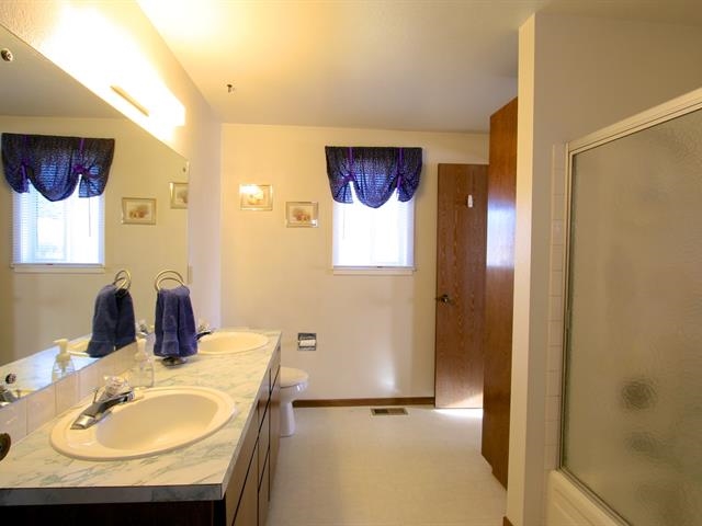 11421 E Grace Ave - Photo 10