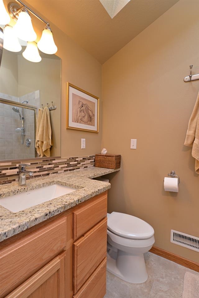 1816 S Maple Blvd - Photo 12