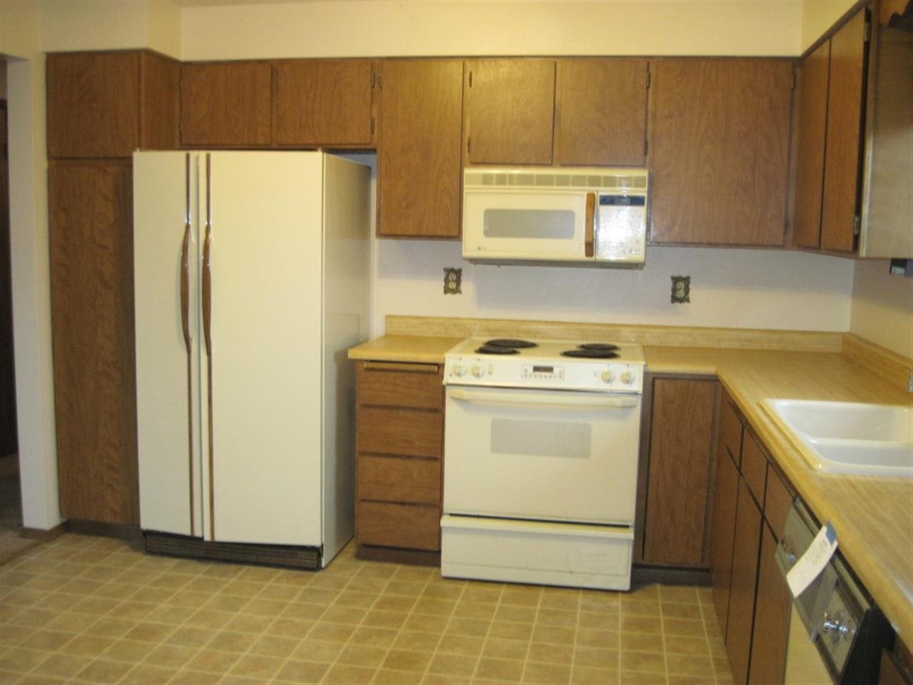 2313 S Herald Rd - Photo 4