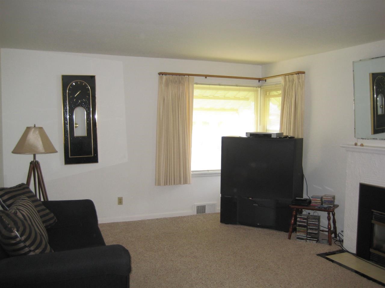 5218 N Howard St - Photo 3