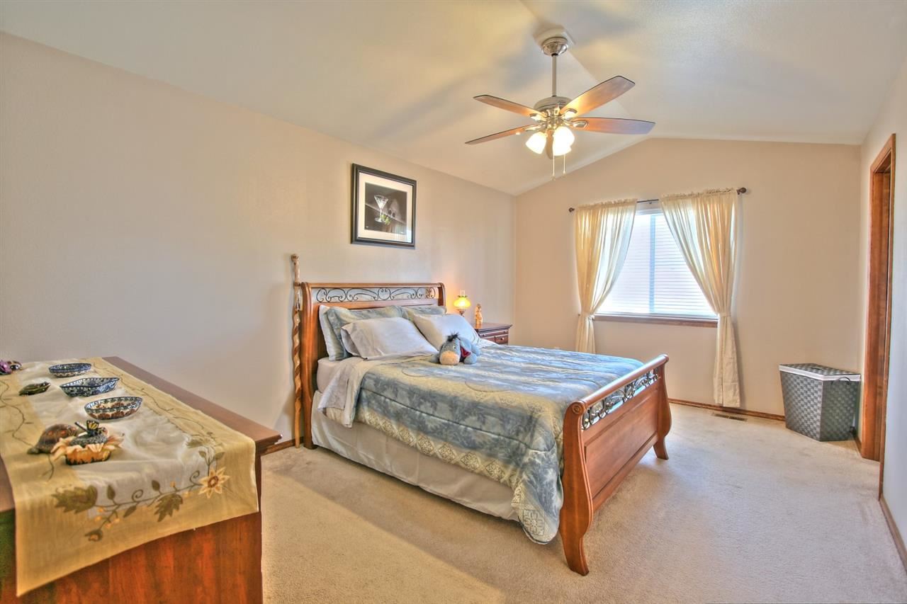 7915 S Blackberry St - Photo 12