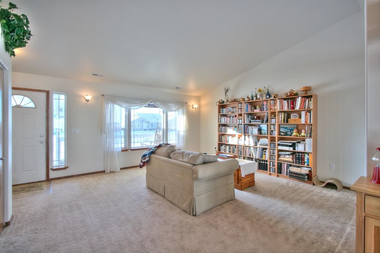 7915 S Blackberry St - Photo 4