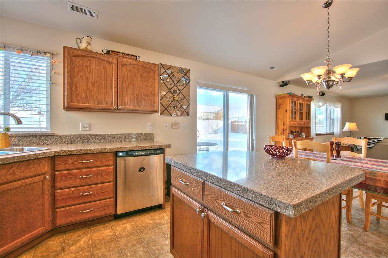 7915 S Blackberry St - Photo 8