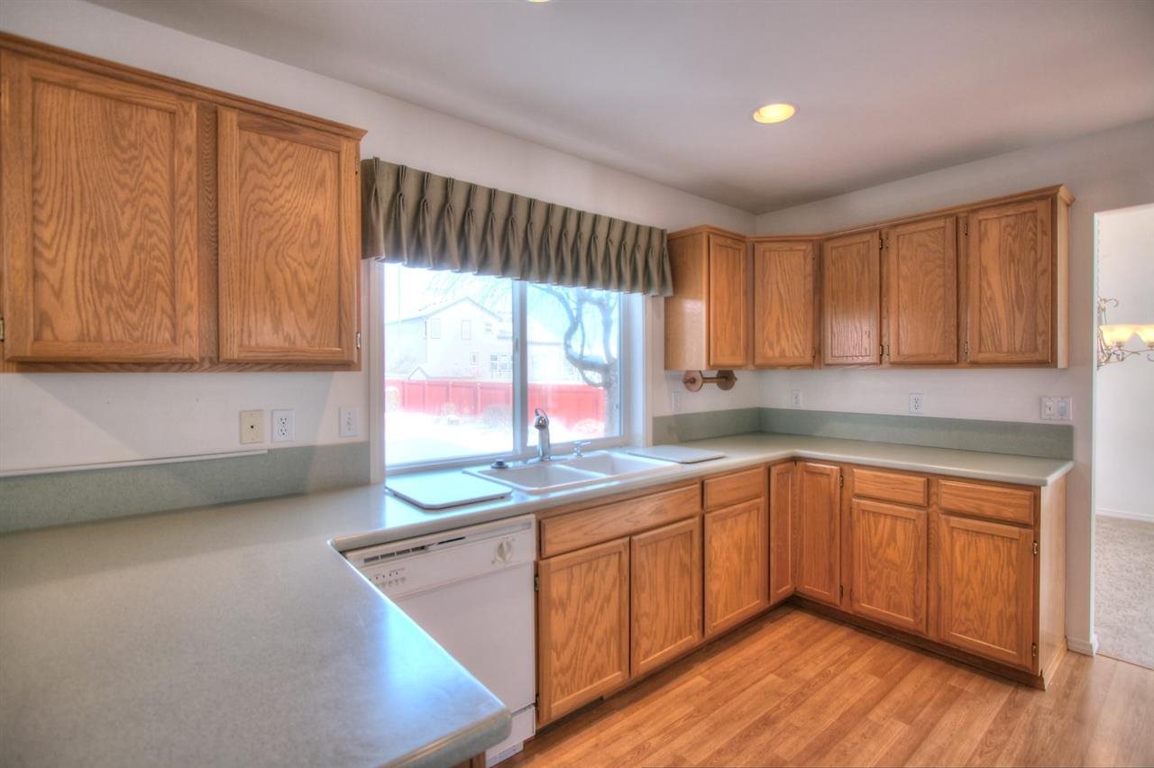 3840 S Bates Dr - Photo 5