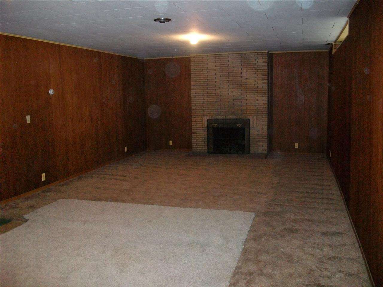235 W Franklin Ct - Photo 14