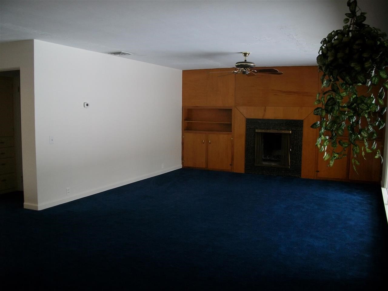 235 W Franklin Ct - Photo 6