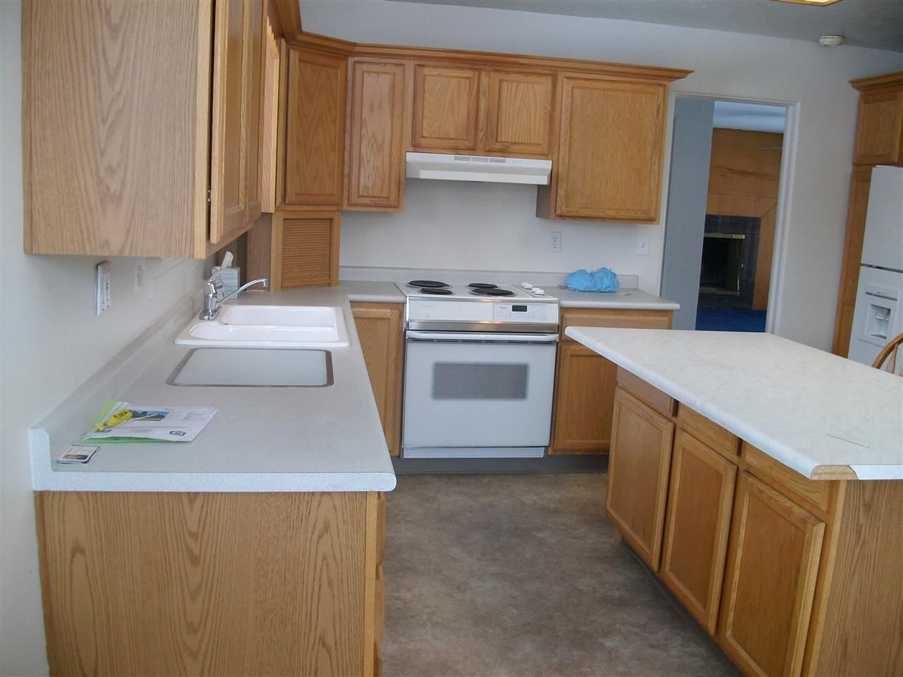 235 W Franklin Ct - Photo 8