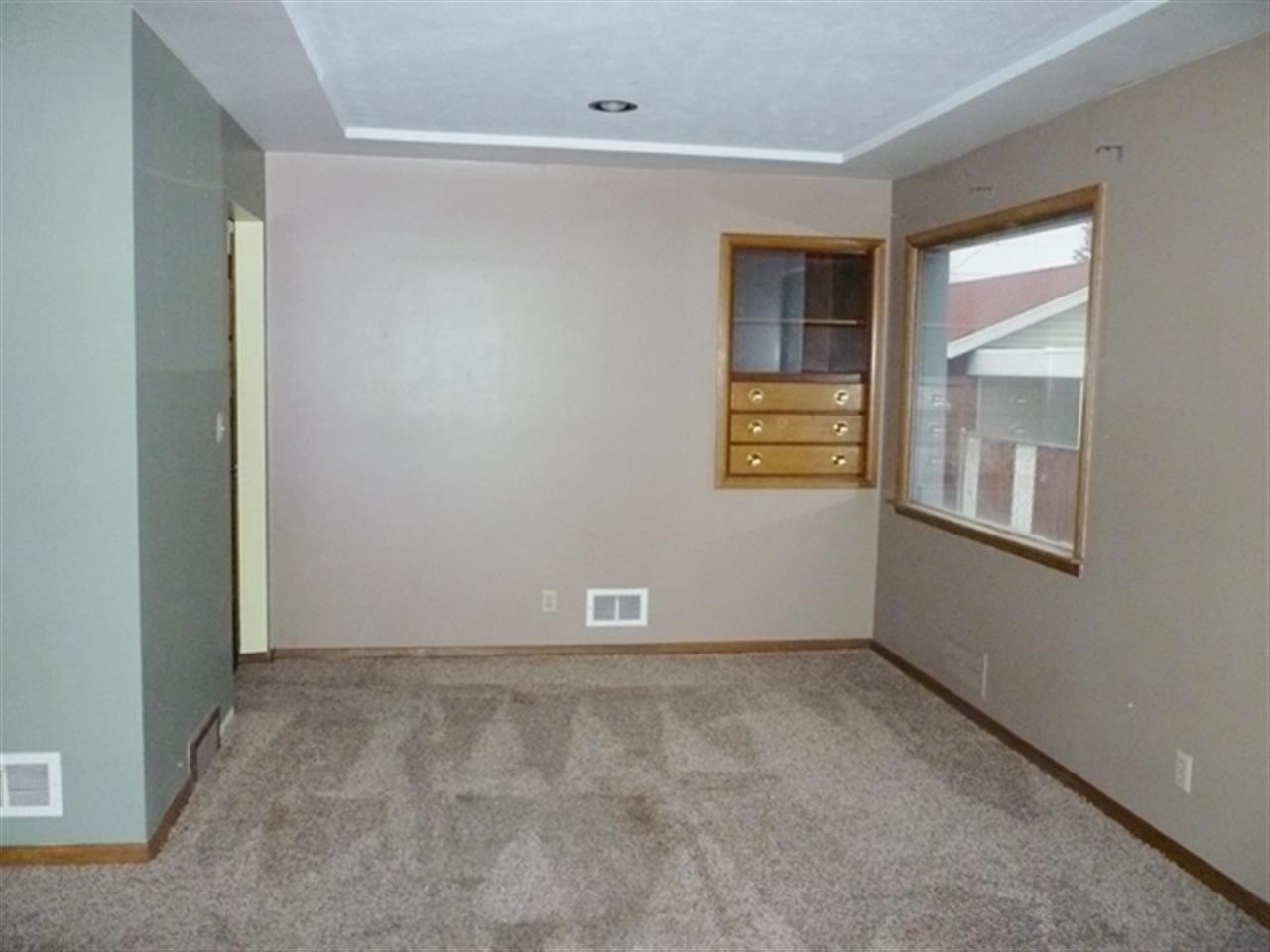 1618 E Glass Ave - Photo 4