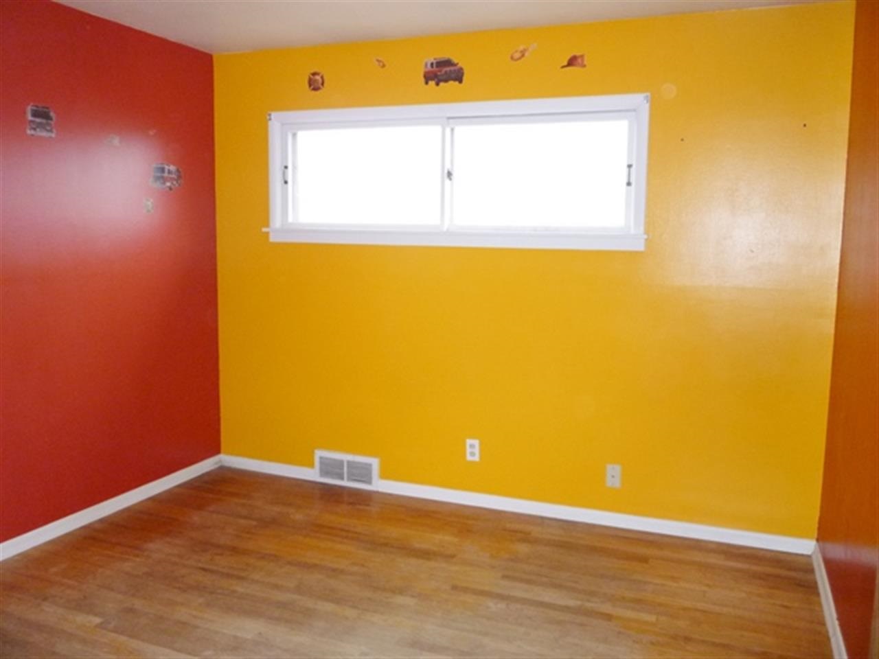 1618 E Glass Ave - Photo 9