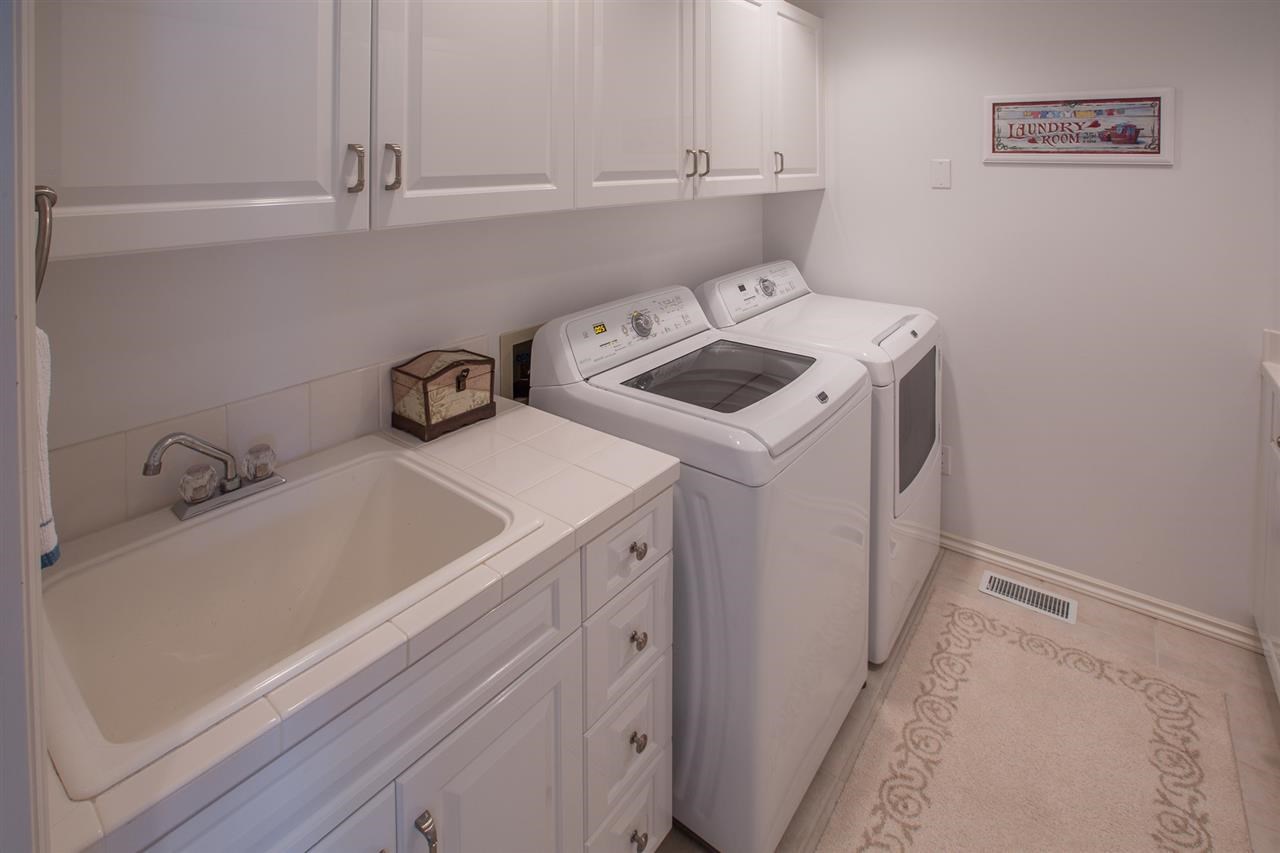 320 Sunnyside Dr - Photo 11