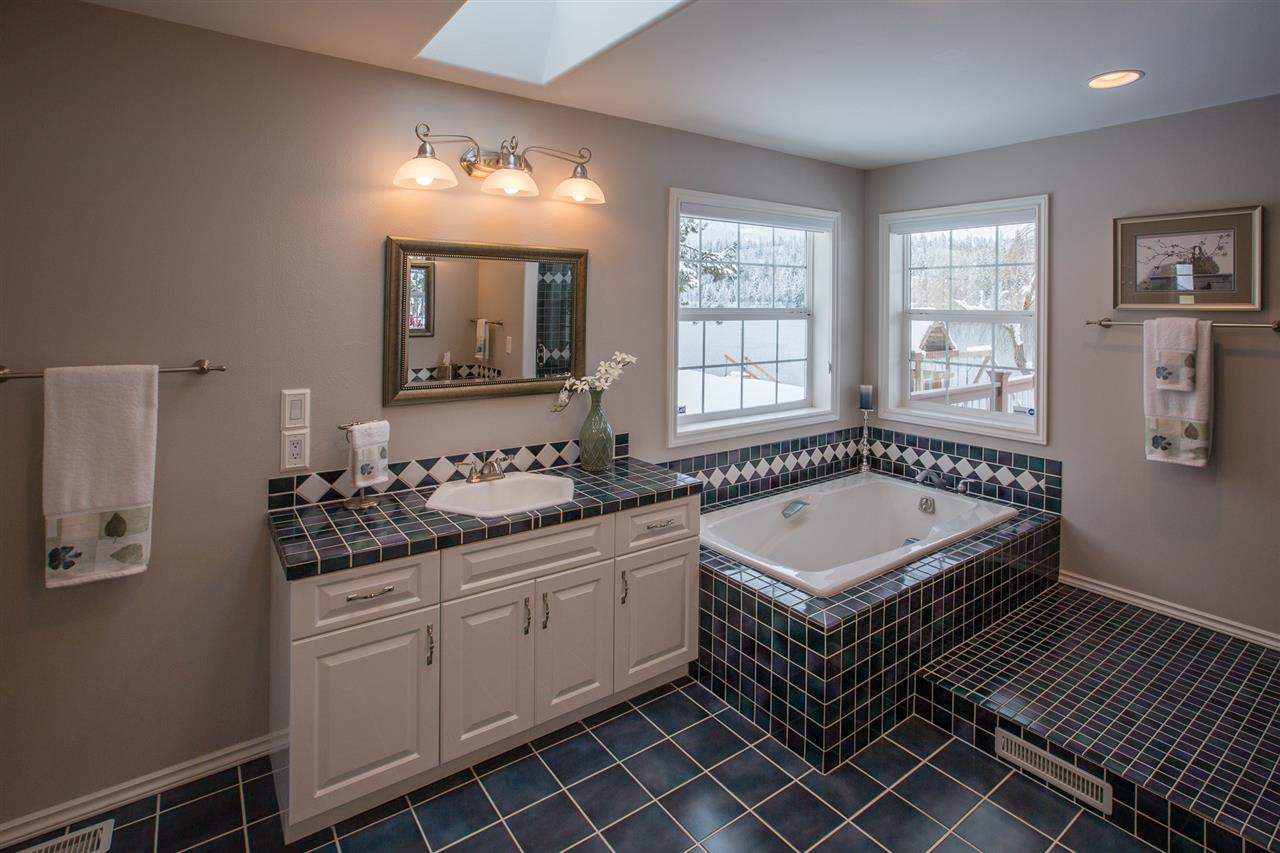 320 Sunnyside Dr - Photo 13