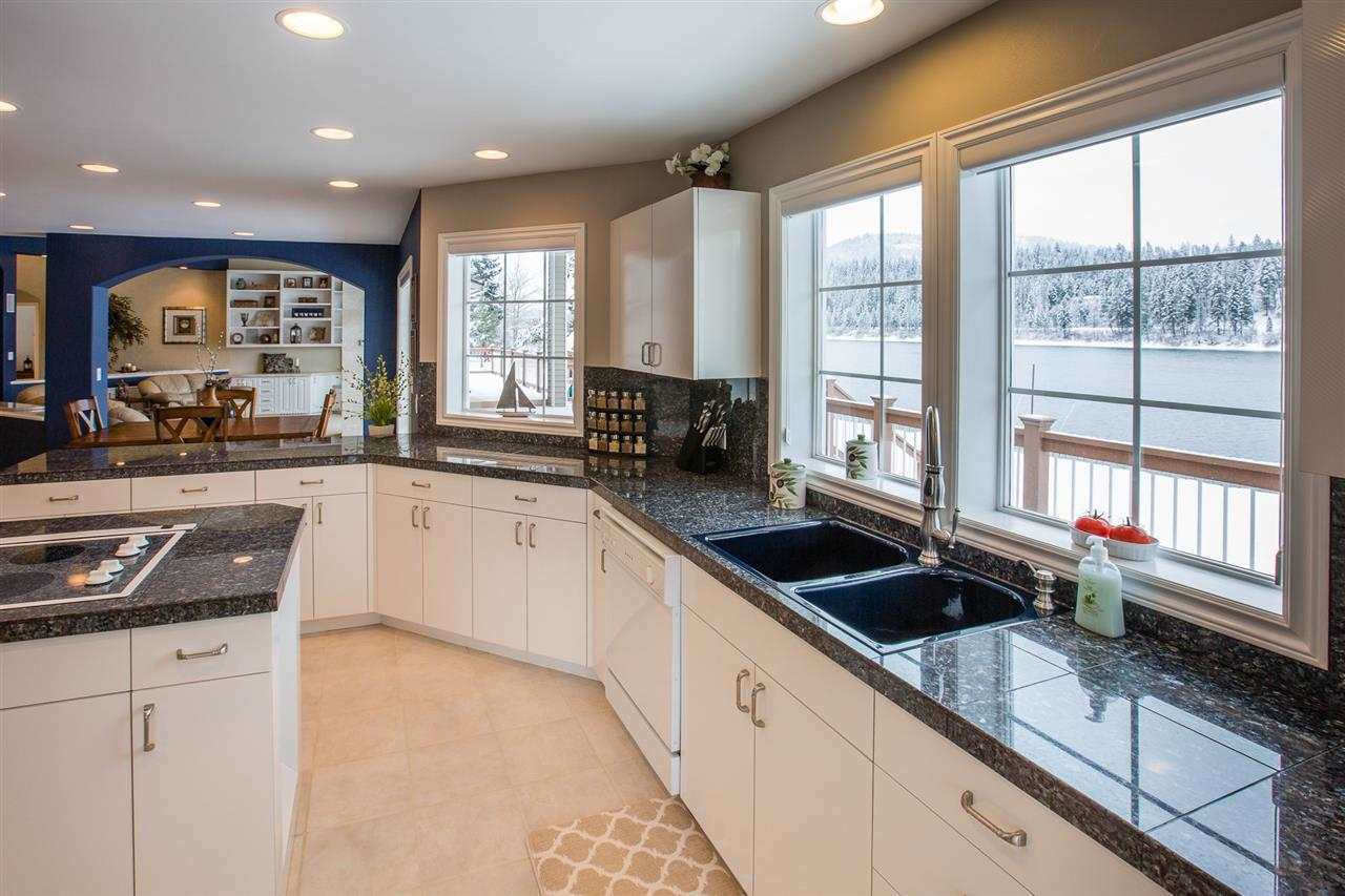 320 Sunnyside Dr - Photo 8
