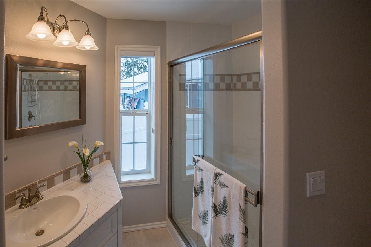 320 Sunnyside Dr - Photo 10