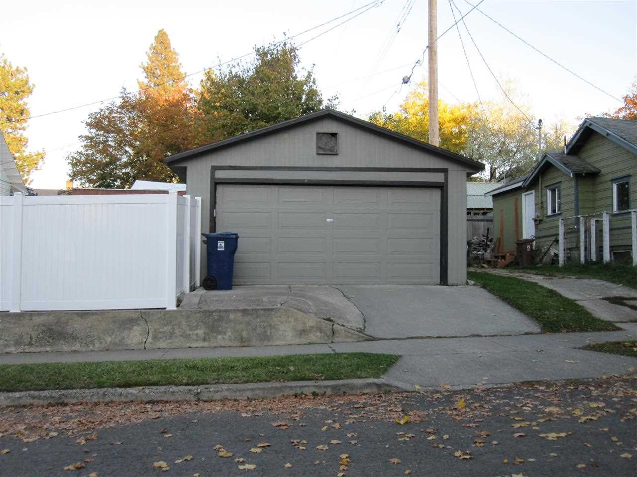 1604 E 9th Ave - Photo 3