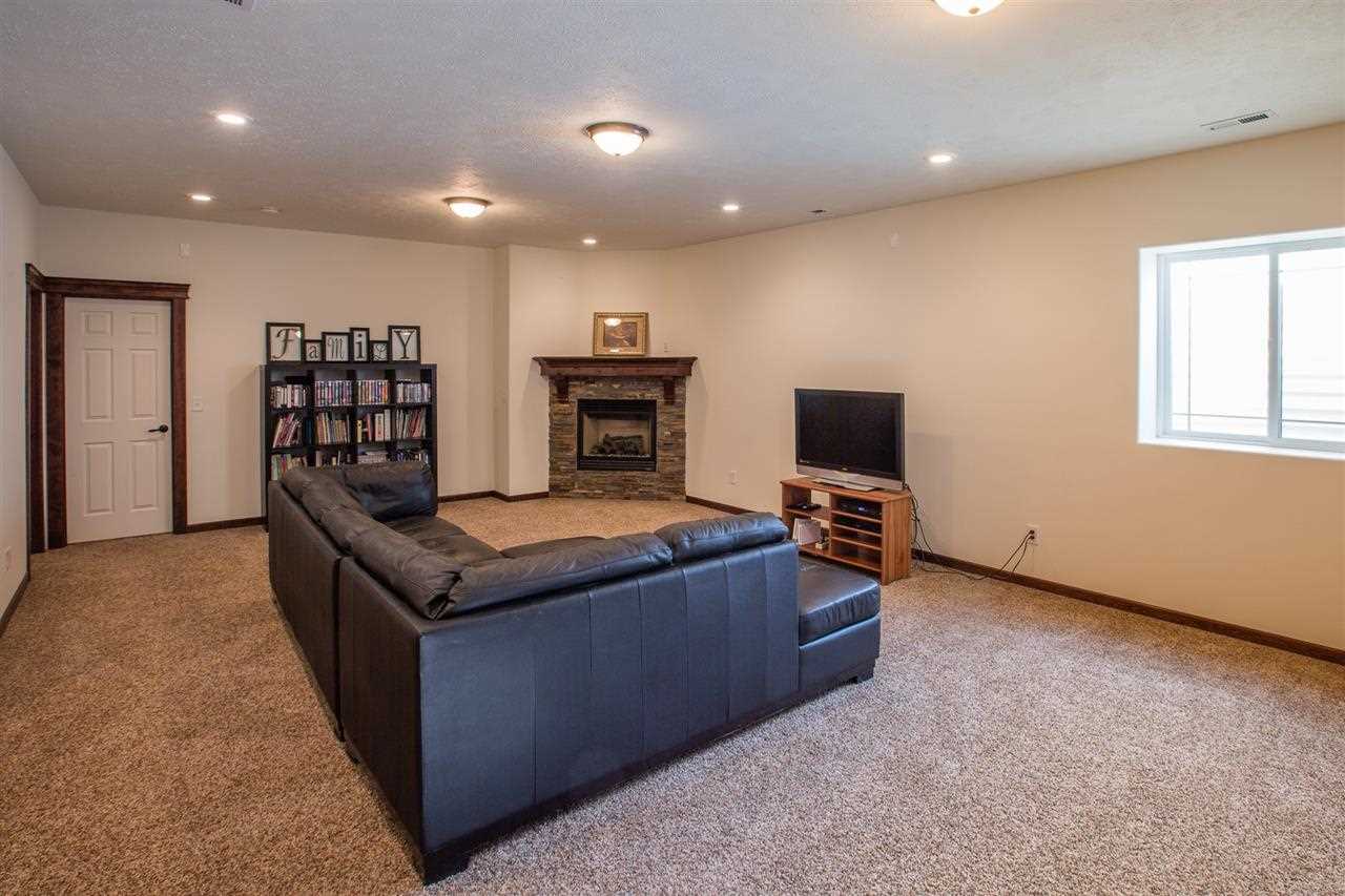 4228 E Pineglen Ln - Photo 15
