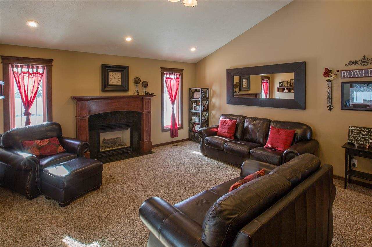 4228 E Pineglen Ln - Photo 4