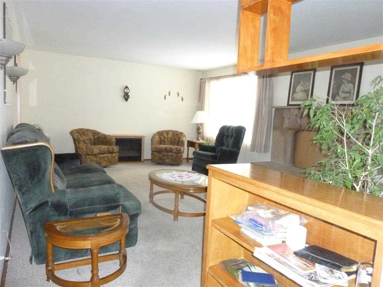 7315 E 9th Ave - Photo 6