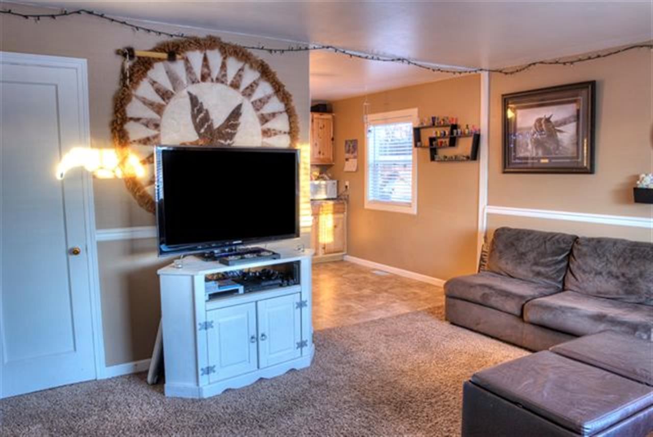 5808 N Greenwood Blvd - Photo 3