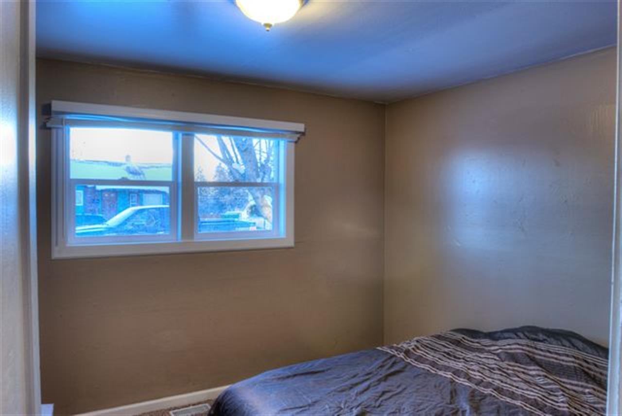 5808 N Greenwood Blvd - Photo 6