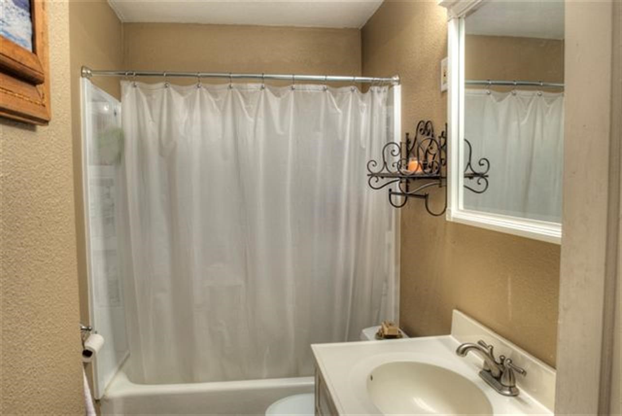 5808 N Greenwood Blvd - Photo 8