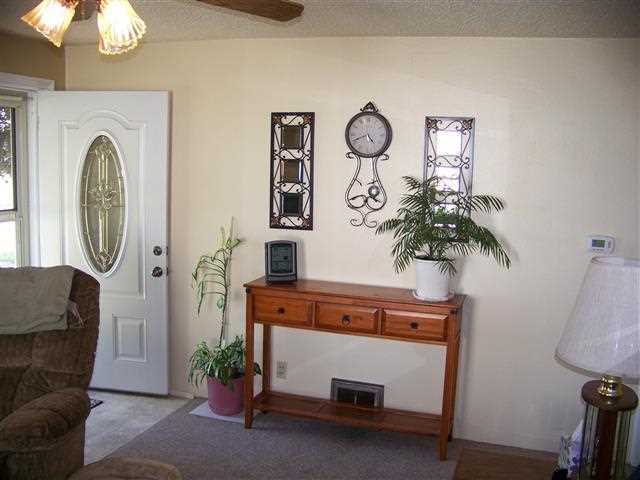 1227 E Glass - Photo 3