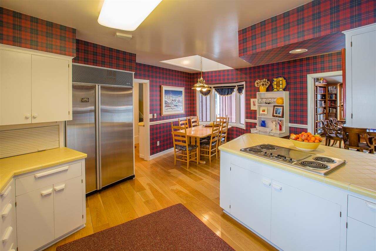 1206 E Rockwood Blvd - Photo 3