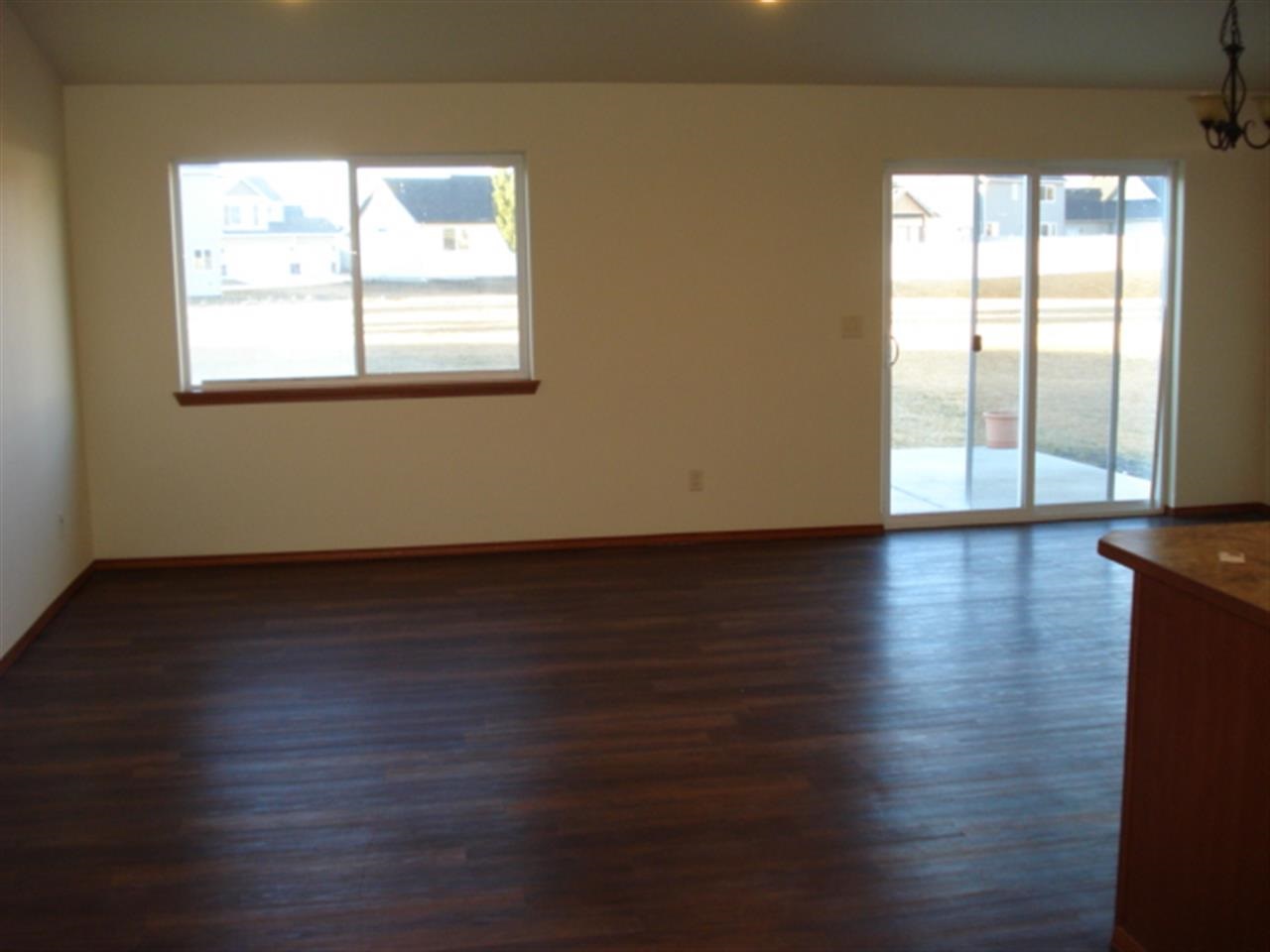 13015 E 39TH Ave - Photo 6
