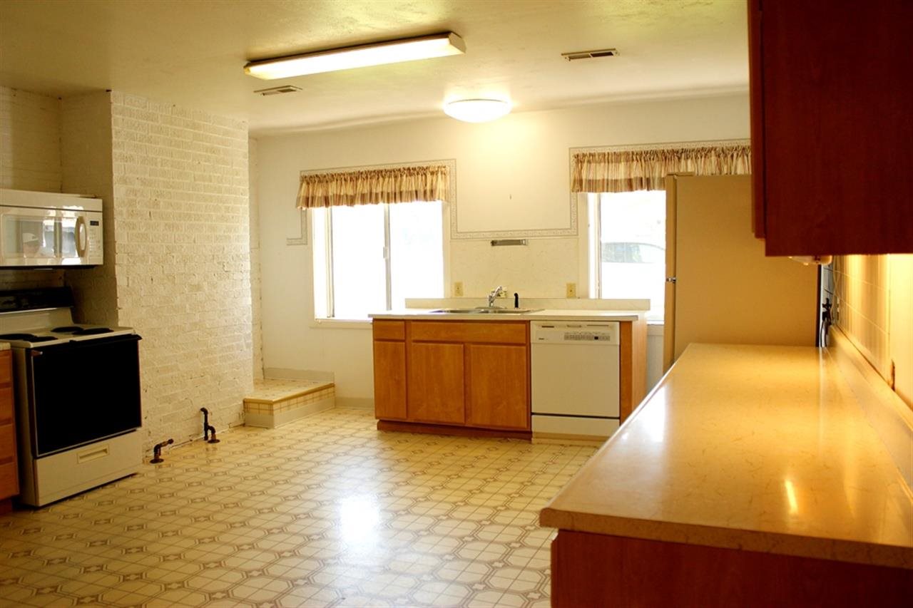1204 S University - Photo 5