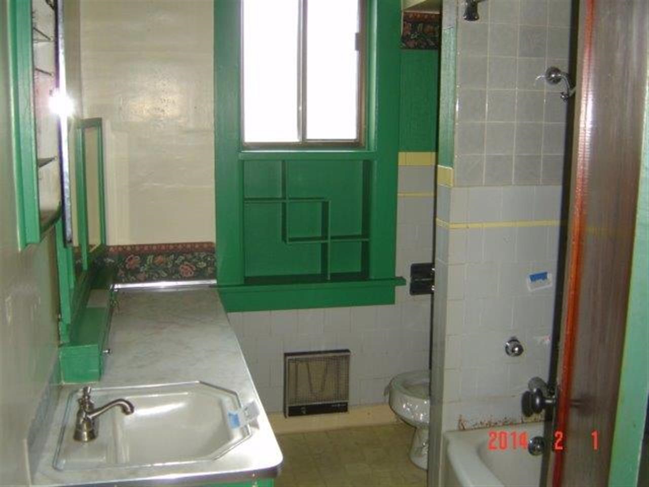 3022 N Addison St - Photo 8