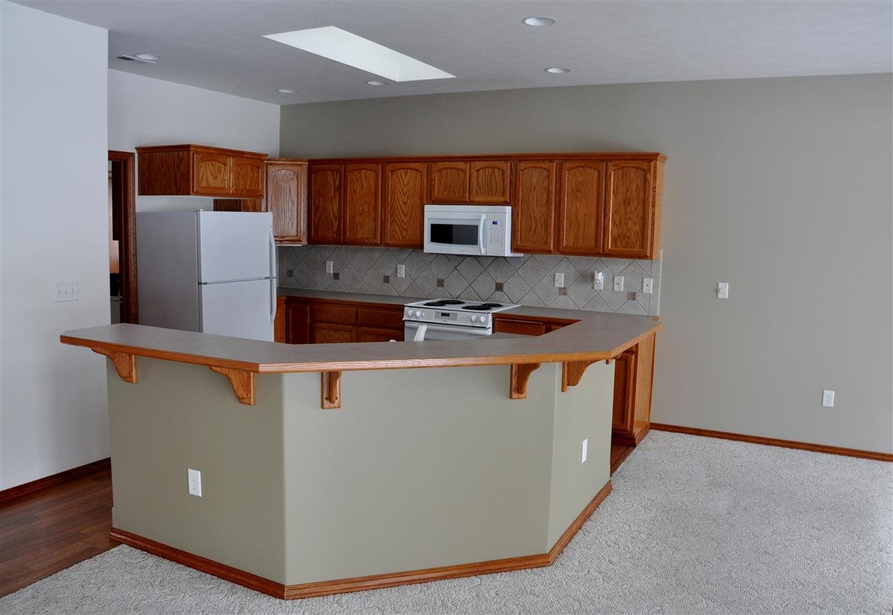 2507 E 62nd Ln - Photo 4