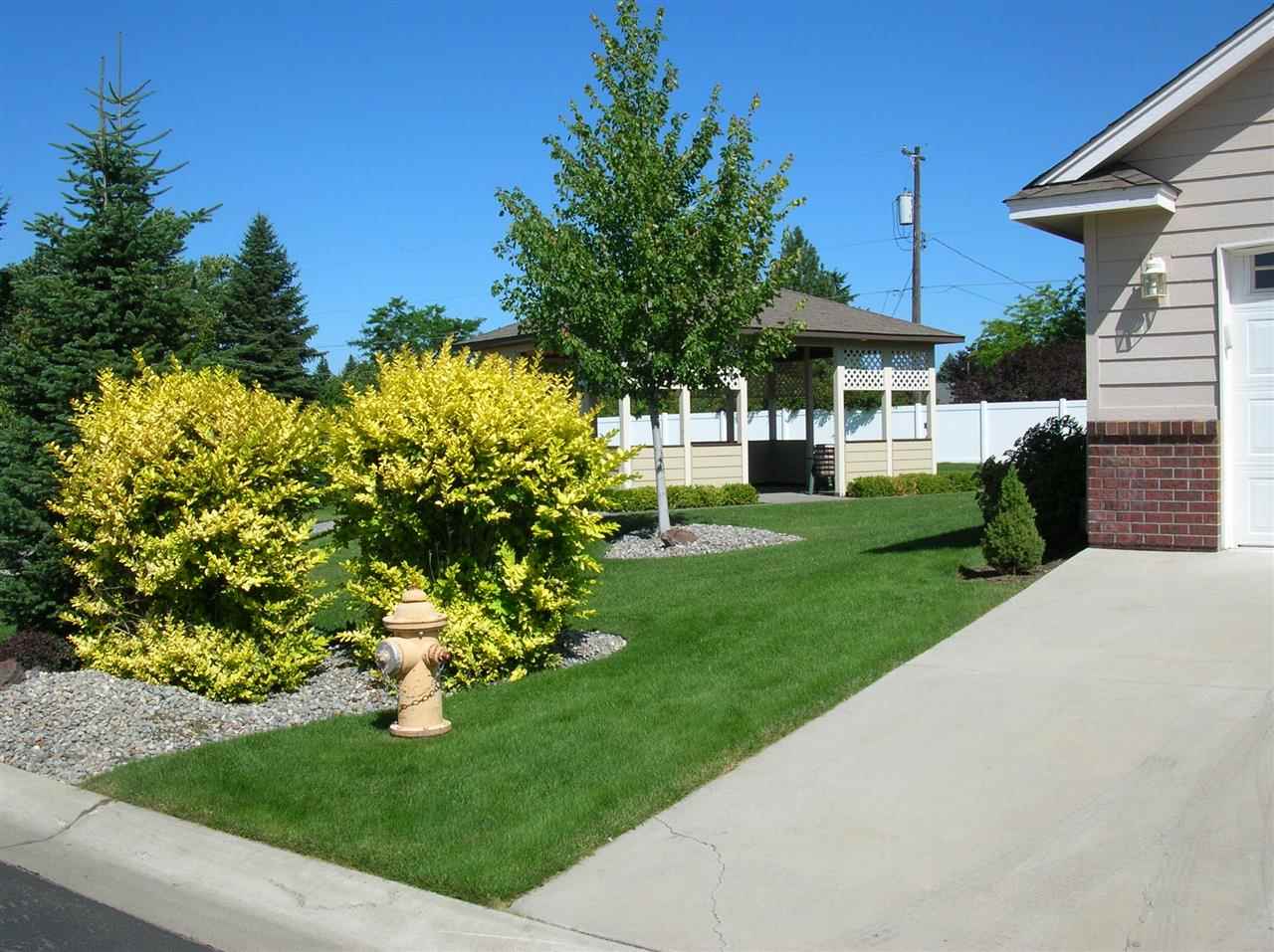 2507 E 62nd Ln - Photo 10