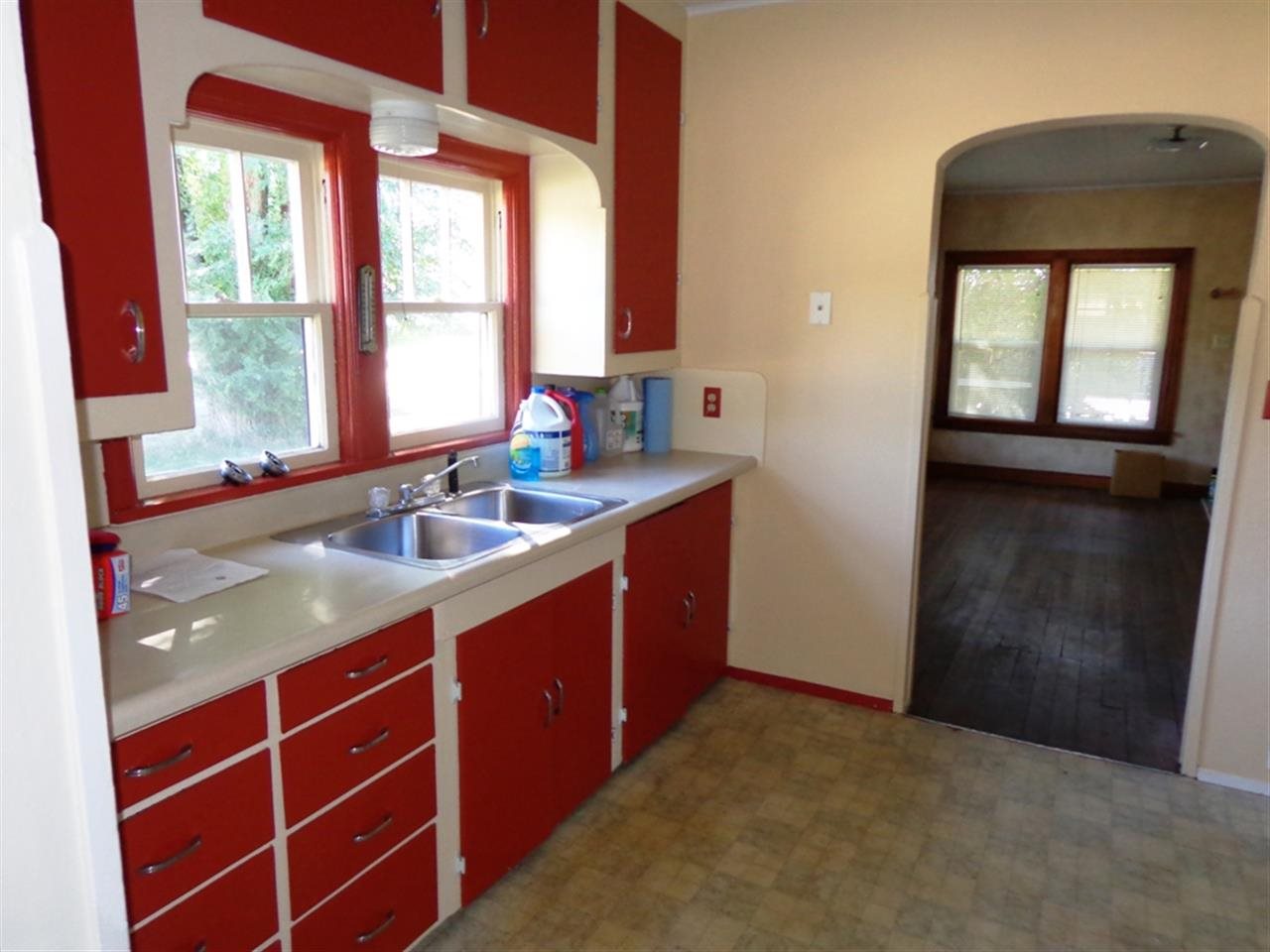 308 W 6th Ave - Photo 6